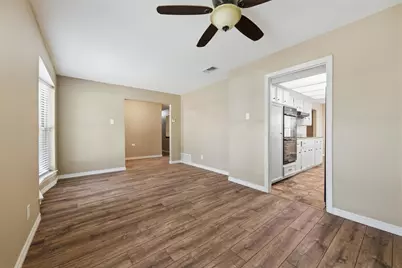 714 Royal Oaks Drive, Garland, TX 75040 - Photo 20