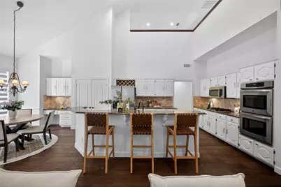 7100 Oakbrook Drive, Plano, TX 75025 - Photo 14