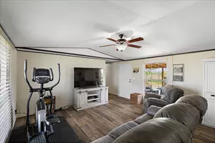 2647 NW County Rd 1110, Corsicana, TX 75110 - Photo 14