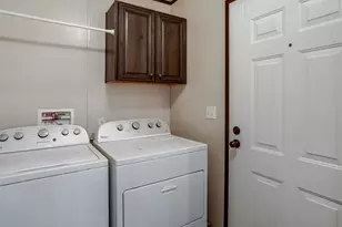 3417 Hawaiian Ct, Granbury, TX 76048 - Photo 24