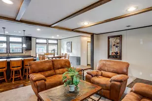 3417 Hawaiian Ct, Granbury, TX 76048 - Photo 6