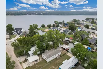 3417 Hawaiian Court, Granbury, TX 76048 - Photo 34