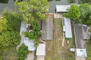 3417 Hawaiian Ct, Granbury, TX 76048 - Photo 32