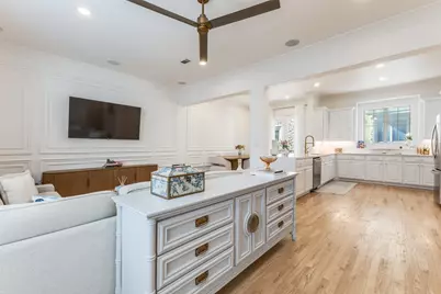 1922 Euclid Avenue #C, Dallas, TX 75206 - Photo 4