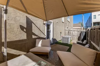 1922 Euclid Avenue #C, Dallas, TX 75206 - Photo 32