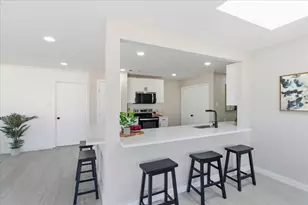 1509 University Dr, Arlington, TX 76013 - Photo 6