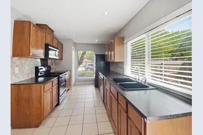 1612 Shreveport Trail, Plano, TX 75023 - Photo 4