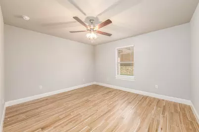 720 Rolling Terrace Circle, Granbury, TX 76049 - Photo 22