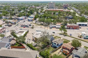 1015 Kings Hwy, Dallas, TX 75208 - Photo 14