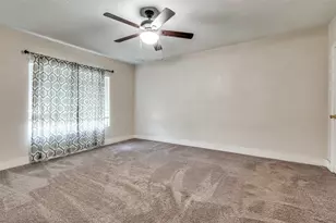 1015 Kings Hwy, Dallas, TX 75208 - Photo 12