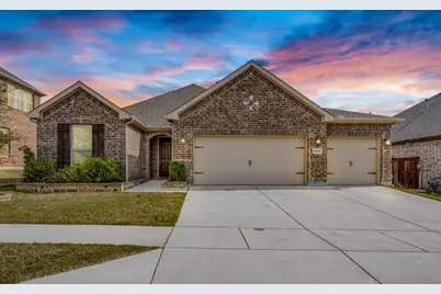 9016 Bison Creek Drive, Fort Worth, TX 76131 - Photo 1