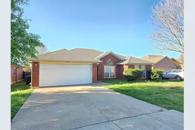 1810 Saint Nevis Drive, Mansfield, TX 76063 - Photo 2