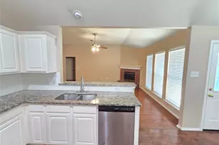 1810 St Nevis Dr, Mansfield, TX 76063 - Photo 12