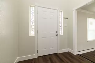 641 Lemon Dr, Arlington, TX 76018 - Photo 4