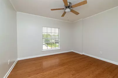 641 Lemon Drive, Arlington, TX 76018 - Photo 32