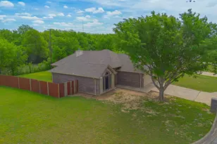 3205 Carverly Ave, Fort Worth, TX 76119 - Photo 34