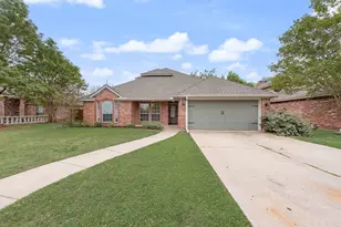 1820 Sand Stone Dr, Sanger, TX 76266 - Photo 10