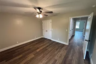 307 Elba St, Bowie, TX 76230 - Photo 22