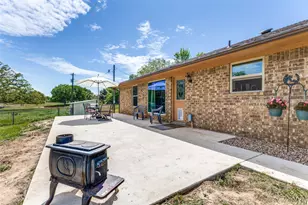 1232 Co Rd 4371, Decatur, TX 76234 - Photo 18