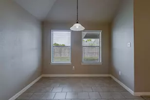 205 Commonwealth Cir, Waxahachie, TX 75165 - Photo 14