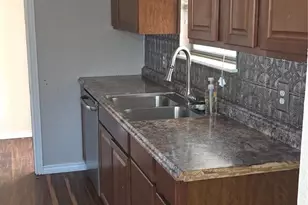 1423 Rolling Hills Dr, Graham, TX 76450 - Photo 8
