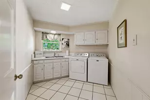 6302 Glenhollow Ct, Dallas, TX 75248 - Photo 36