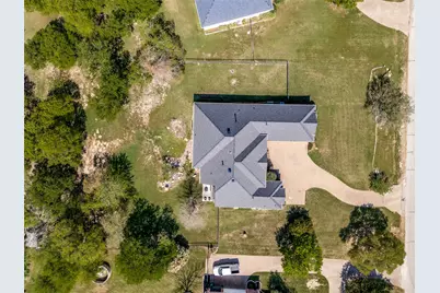 114 Danielle Drive, Hudson Oaks, TX 76087 - Photo 30