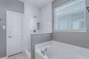 1240 Hayden Ln, Savannah, TX 76227 - Photo 10