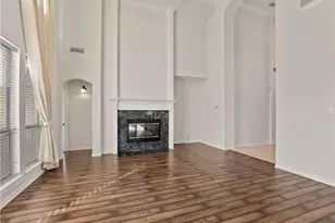 1313 Bradbury Dr, Carrollton, TX 75007 - Photo 4