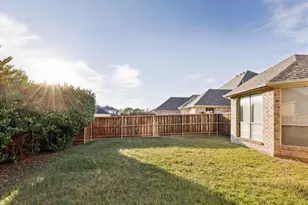 1313 Bradbury Dr, Carrollton, TX 75007 - Photo 32
