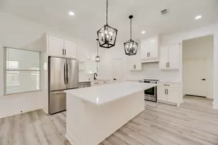 5928 Walraven Cir, Fort Worth, TX 76133 - Photo 8