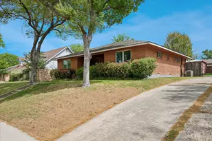 607 Cliffside Dr, Richardson, TX 75080 - Photo 2