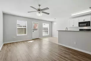 2320 Bloomfield Dr, Arlington, TX 76012 - Photo 6