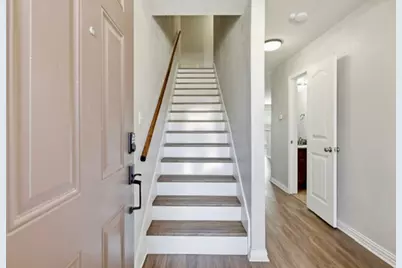 2320 Bloomfield Drive, Arlington, TX 76012 - Photo 4