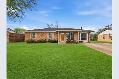 2613 W Rochelle Road, Irving, TX 75062 - Photo 1