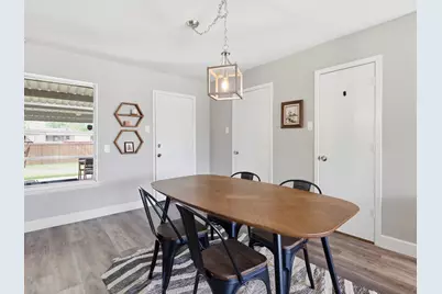 2613 W Rochelle Road, Irving, TX 75062 - Photo 6