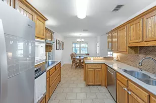 116 Creekview Cir, Maypearl, TX 76064 - Photo 18