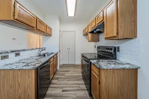 4101 Esters Rd, Irving, TX 75038 - Photo 16