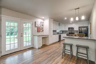 7828 Mary Frances Ln, North Richland Hills, TX 76180 - Photo 12