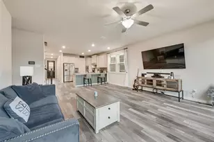 1923 Livingston Rd, Irving, TX 75062 - Photo 6