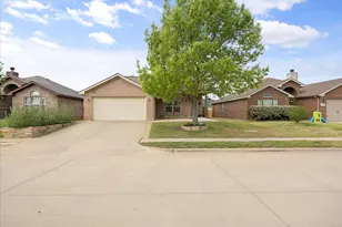 4206 Beryl Ln, Granbury, TX 76049 - Photo 4