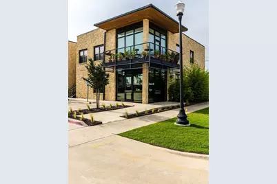 1125 S Jennings Avenue #203, Fort Worth, TX 76104 - Photo 1