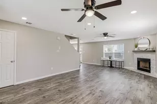 316 Spurlock Dr, Krum, TX 76249 - Photo 6