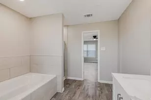 316 Spurlock Dr, Krum, TX 76249 - Photo 14