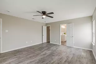 316 Spurlock Dr, Krum, TX 76249 - Photo 12