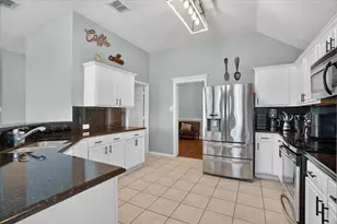 3412 Kalgary Ct, Fort Worth, TX 76179 - Photo 12