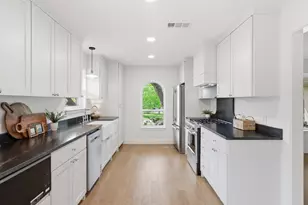 8630 Mediterranean Dr, Dallas, TX 75238 - Photo 8