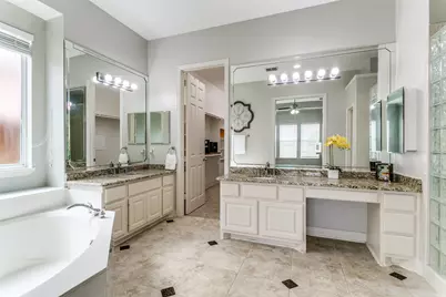 869 Winchester Drive, Lewisville, TX 75056 - Photo 18