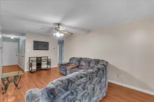 905 SE 3rd St, Grand Prairie, TX 75051 - Photo 26