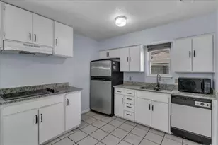 905 SE 3rd St, Grand Prairie, TX 75051 - Photo 22